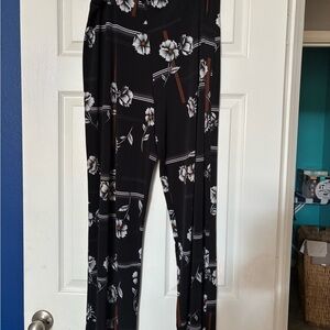 Alfani Black and White Floral Wide Leg Pants
